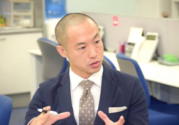 事務職員　竹内隼人